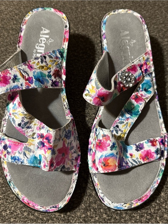Alegria Shoes - Alegria Women's Floral Adjustable Slide Sandals - Multicolor